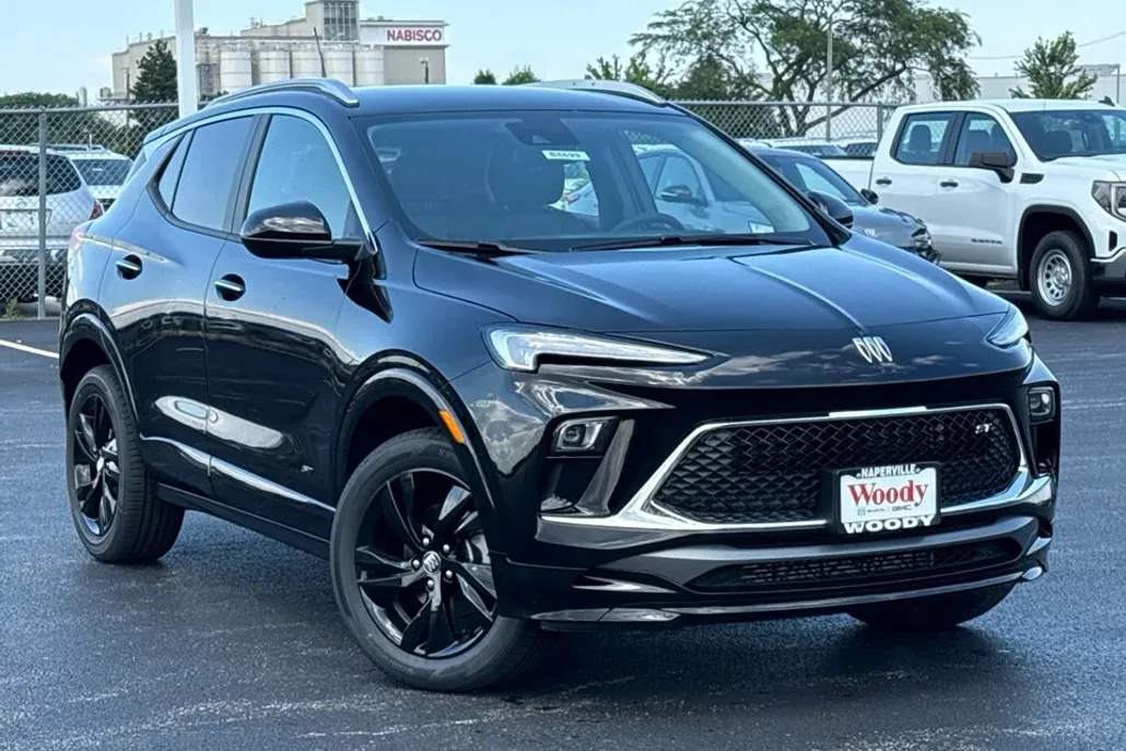 2026 Buick Encore GX Sport Touring photo 1
