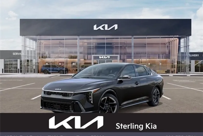 2025 Kia K4 GT-Line photo 1