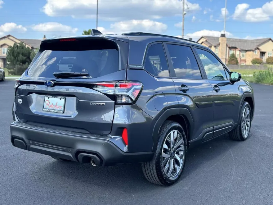 2025 Subaru Forester Touring photo 1