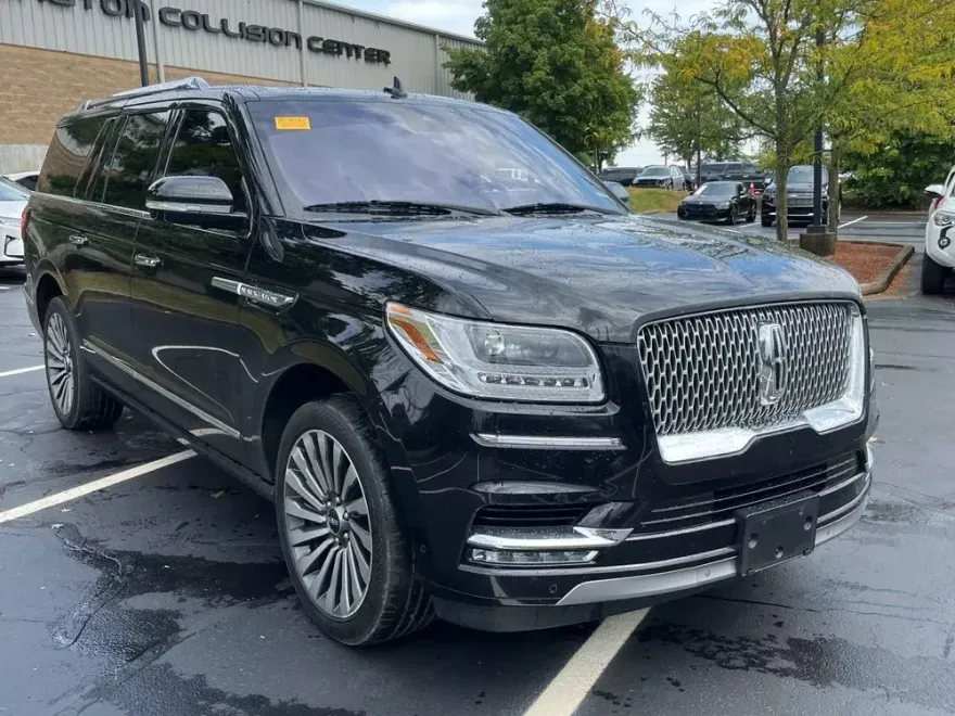 2019 Lincoln Navigator L Reserve photo 1