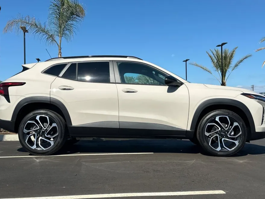 2026 Chevrolet Trax photo 1