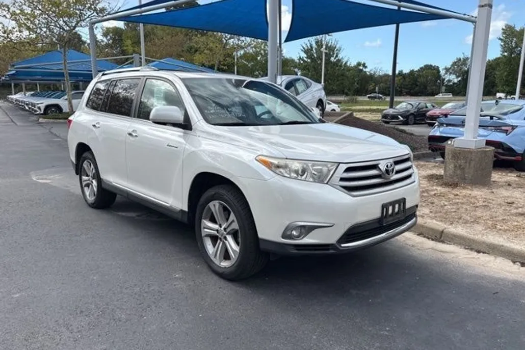 2013 Toyota Highlander Limited photo 1