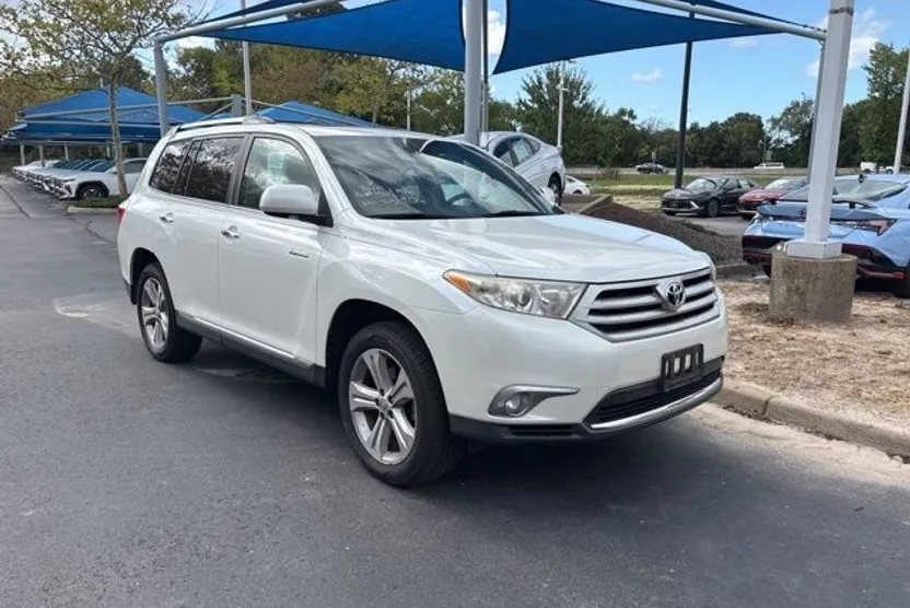2013 Toyota Highlander Limited photo 1
