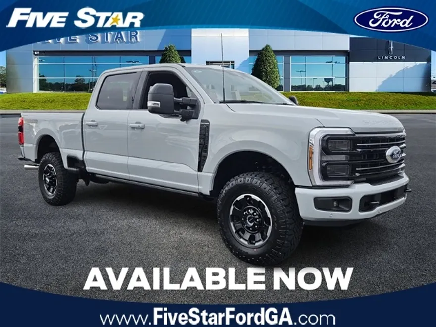 2026 Ford F-250 Platinum photo 1