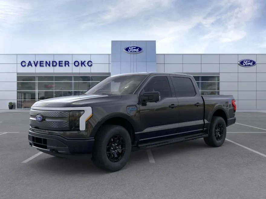 2025 Ford F-150 Lightning XLT photo 1