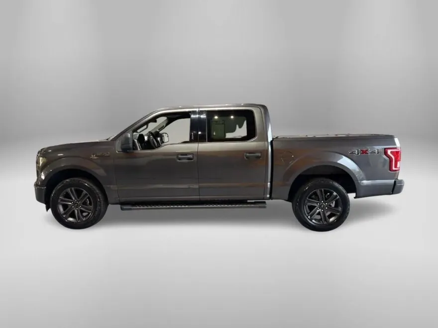 2017 Ford F-150 XLT photo 1