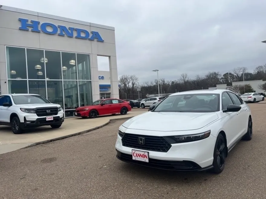 2024 Honda Accord Hybrid Sport-L photo 1
