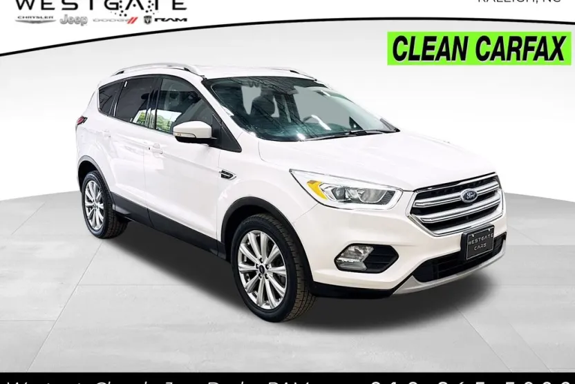 2017 Ford Escape Titanium photo 1