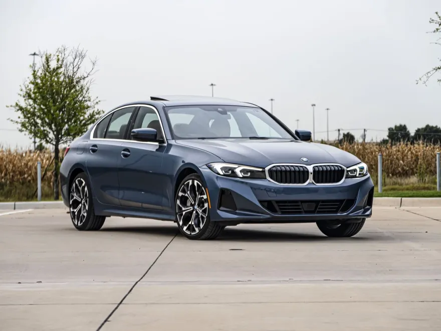 2025 Bmw 330i photo 1