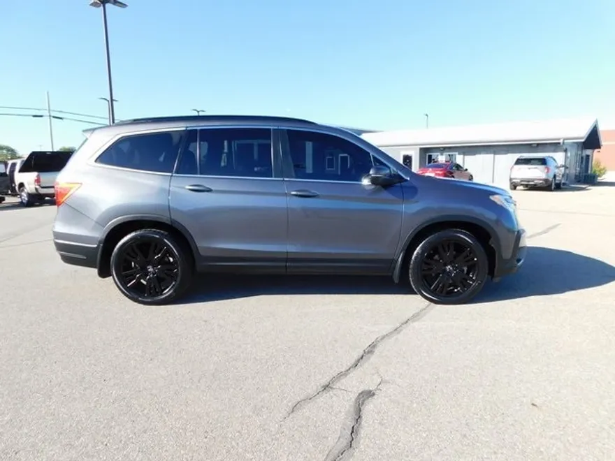 2022 Honda Pilot Special Edition photo 1