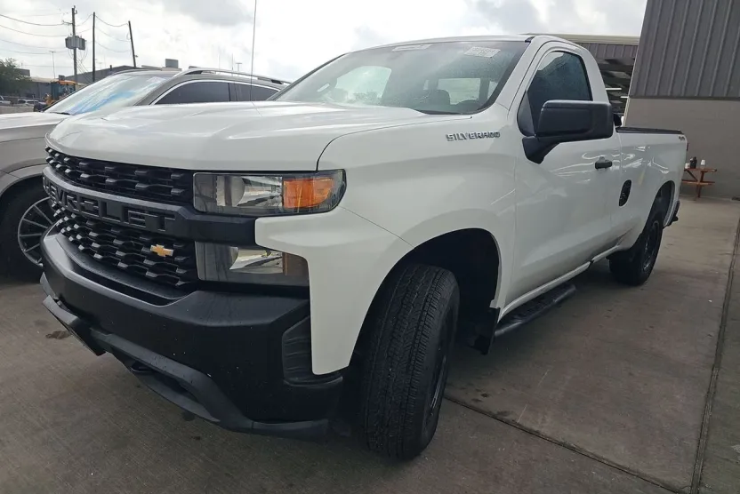 2020 Chevrolet Silverado 1500 photo 1
