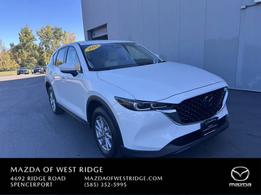 2023 Mazda CX-5 2.5 S Preferred photo 1