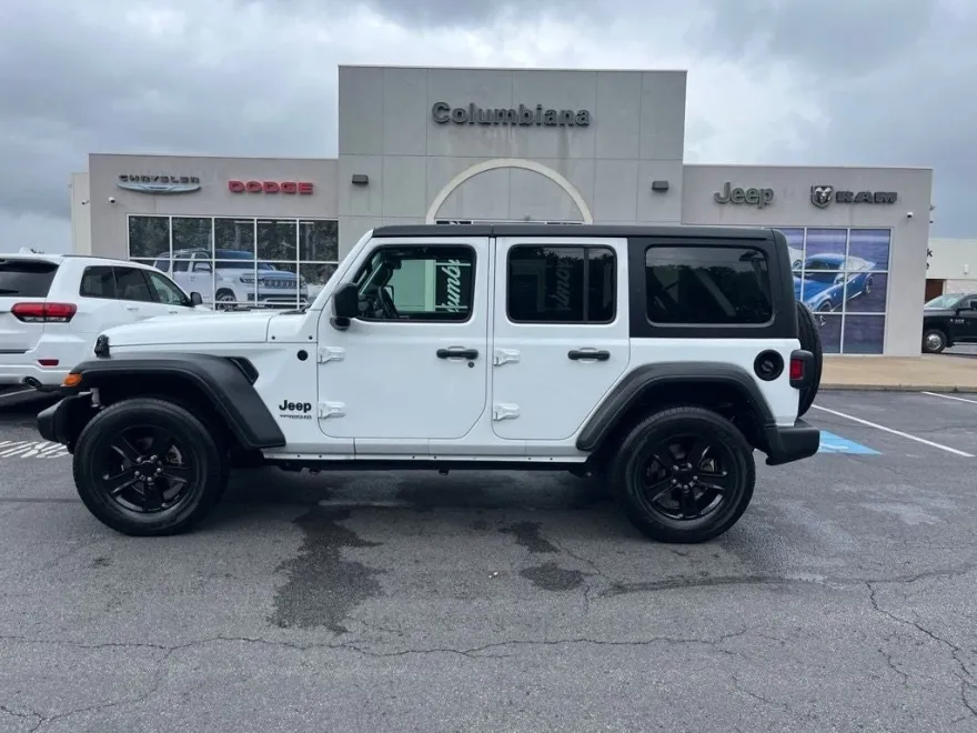 2022 Jeep Wrangler Unlimited Sport Altitude photo 1