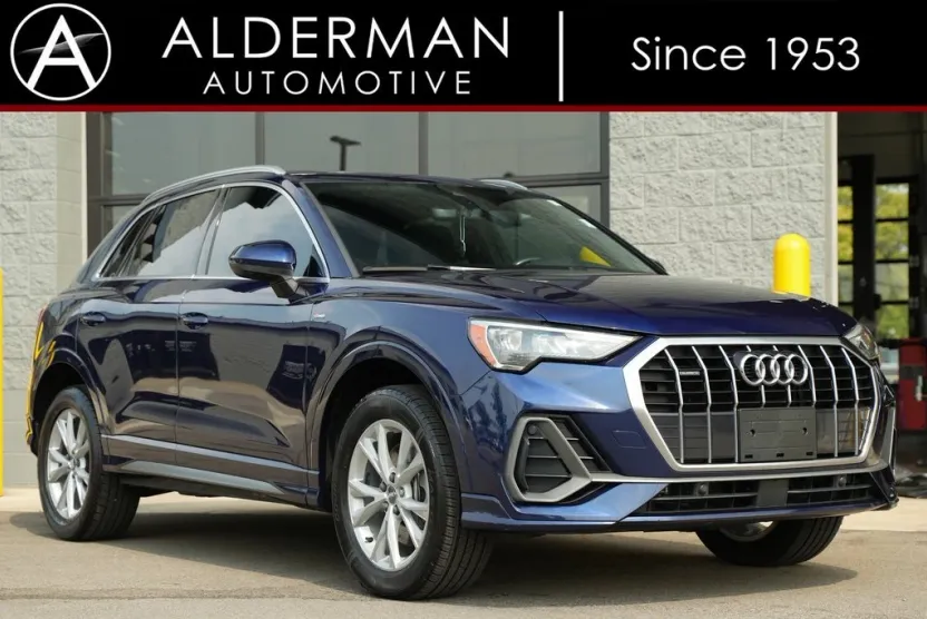2021 Audi Q3 S line Premium photo 1