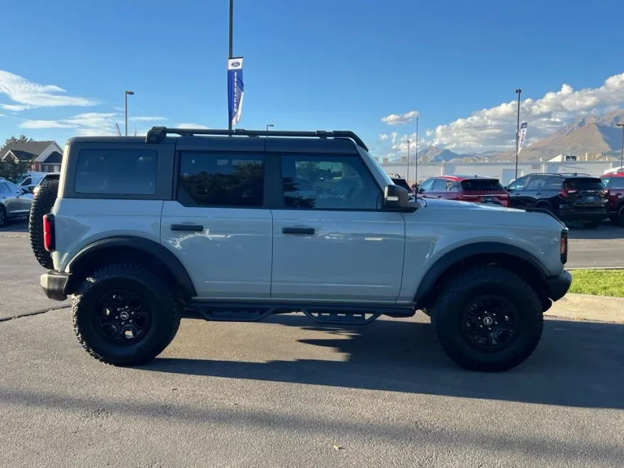 2023 Ford Bronco Wildtrak photo 1