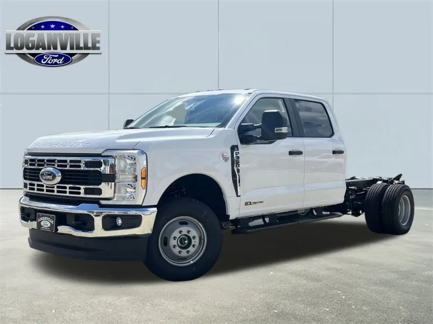 2026 Ford F-350 XLT photo 1
