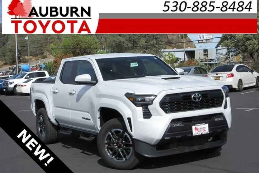 2025 Toyota Tacoma TRD Sport Double Cab photo 1
