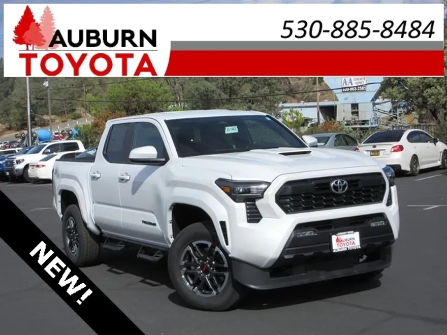 2025 Toyota Tacoma TRD Sport Double Cab photo 1