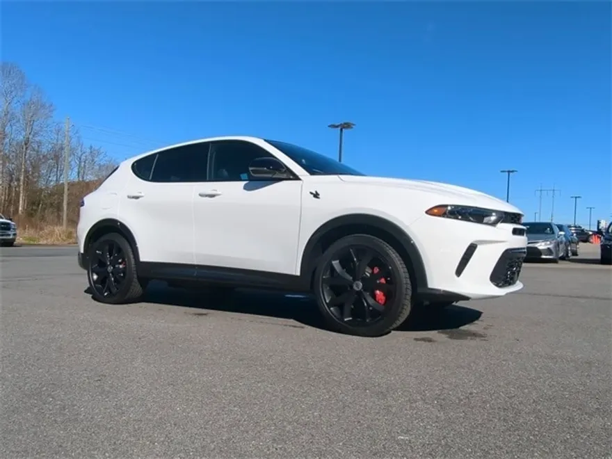 2024 Dodge Hornet R/T Plus photo 1