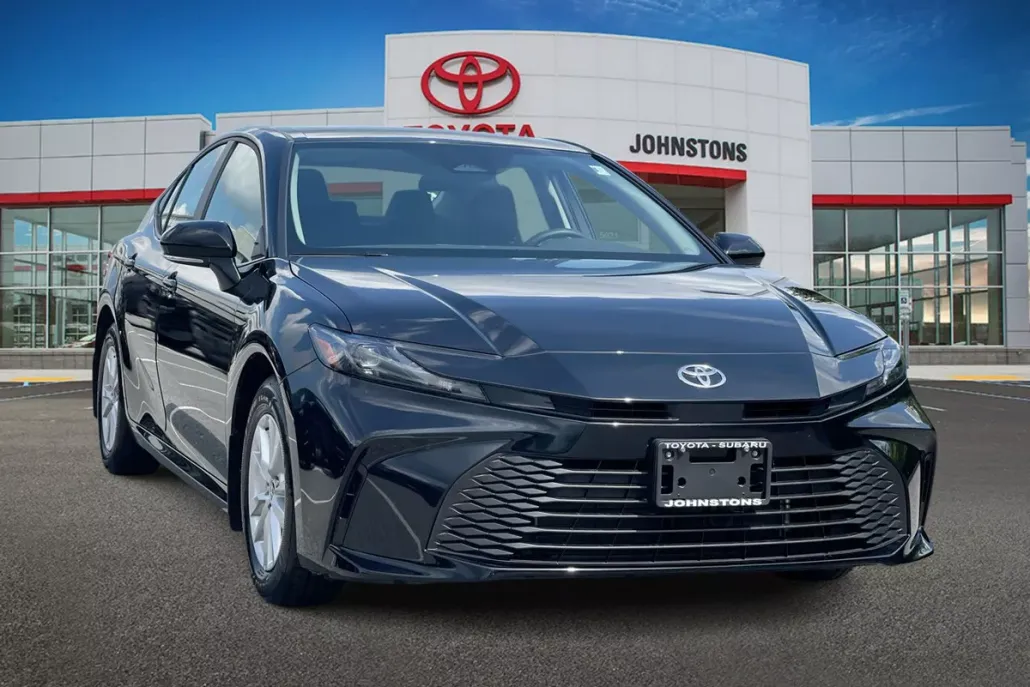 2025 Toyota Camry Hybrid XSE photo 1