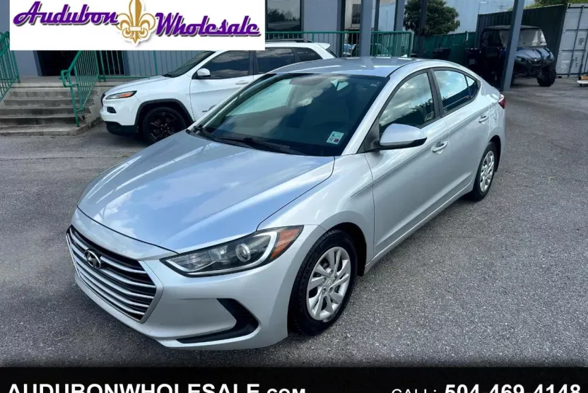 2017 Hyundai Elantra SE photo 1