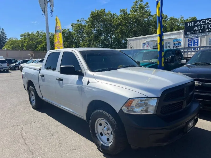2016 Ram 1500 Tradesman photo 1