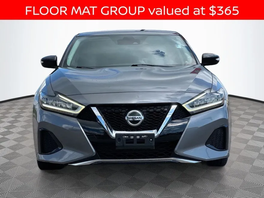 2020 Nissan Maxima SV photo 1