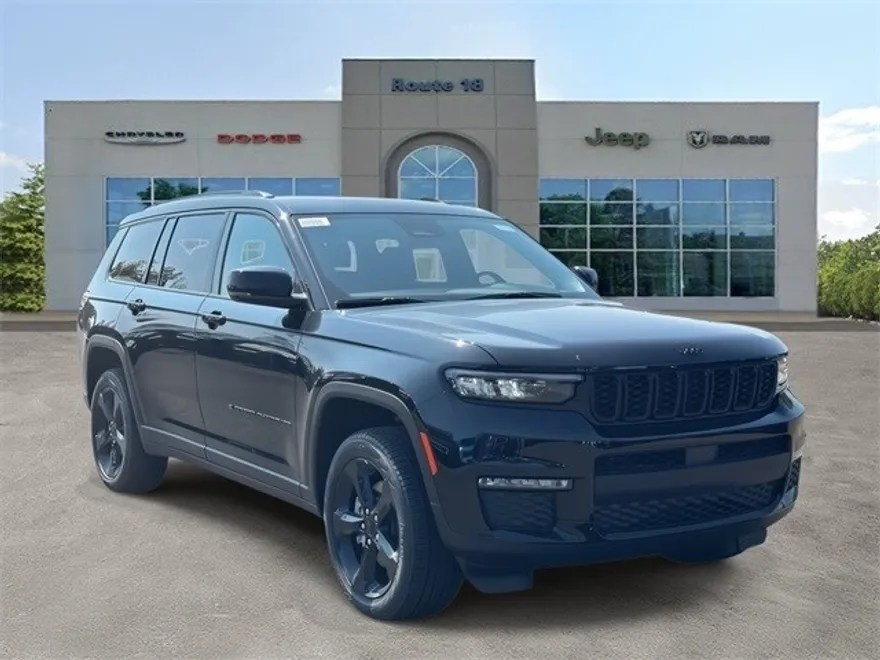 2025 Jeep Grand Cherokee Limited Sport photo 1