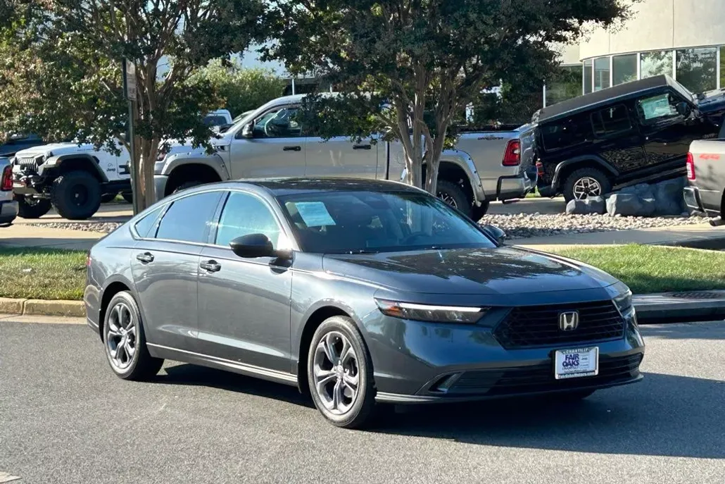2023 Honda Accord EX photo 1
