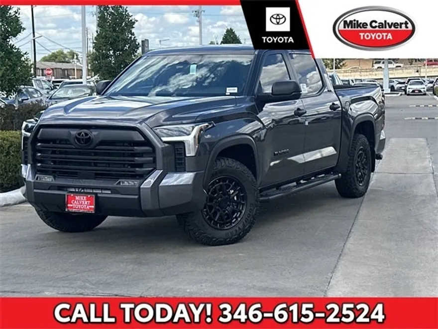 2026 Toyota Tundra SR5 photo 1