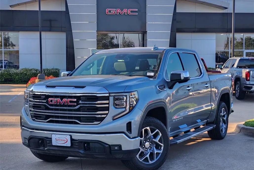 2026 Gmc Sierra 1500 SLT photo 1