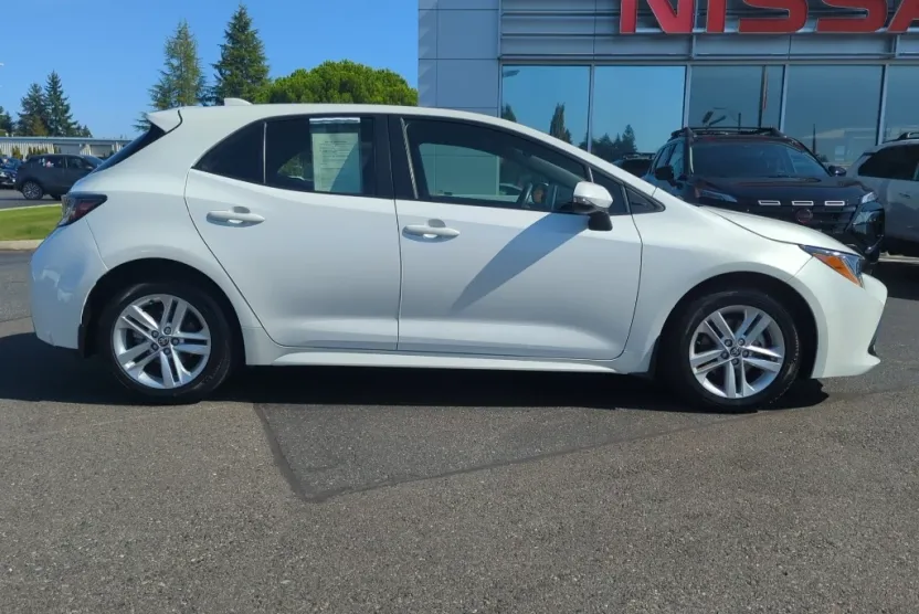 2019 Toyota Corolla SE photo 1