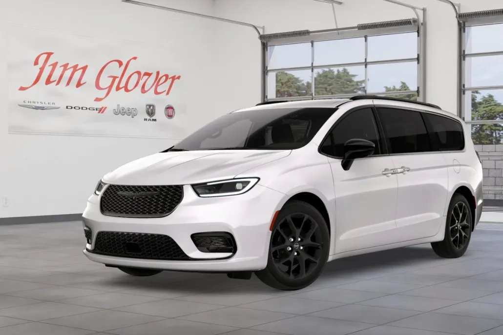 2026 Chrysler Pacifica photo 1