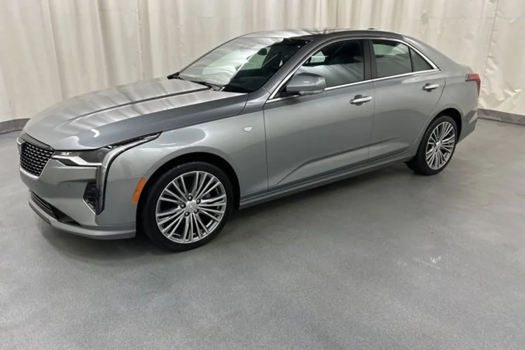 2025 Cadillac CT4 Premium Luxury photo 1