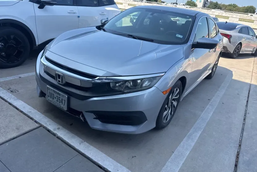2017 Honda Civic EX photo 1