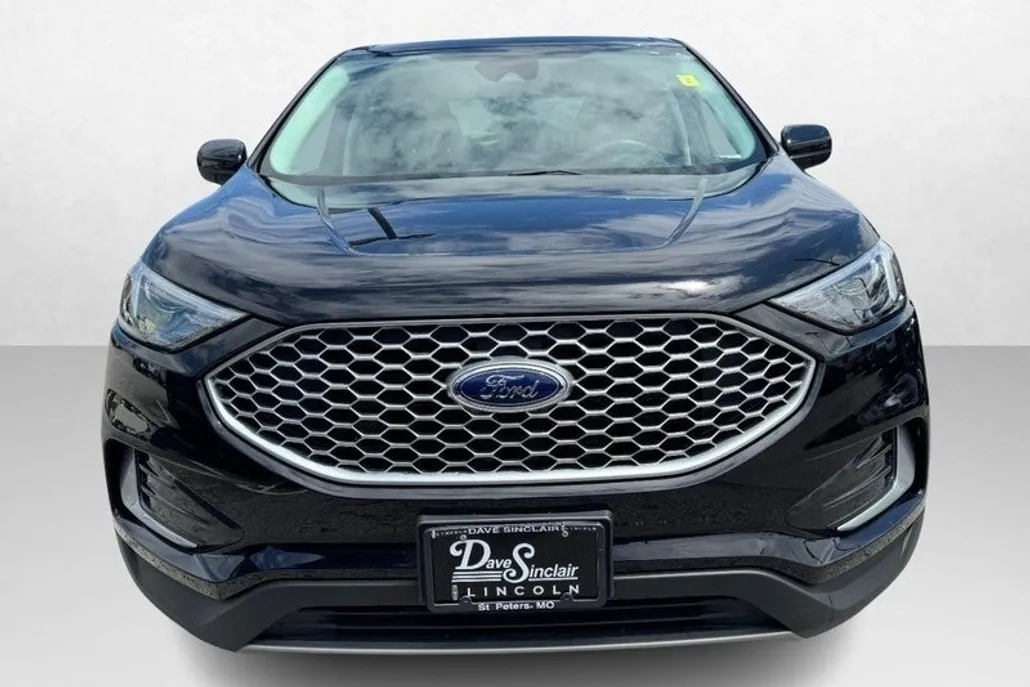 2024 Ford Edge SEL photo 1