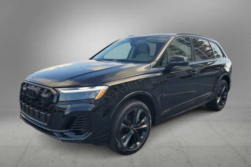 2025 Audi Q7 55 Premium Plus photo 1