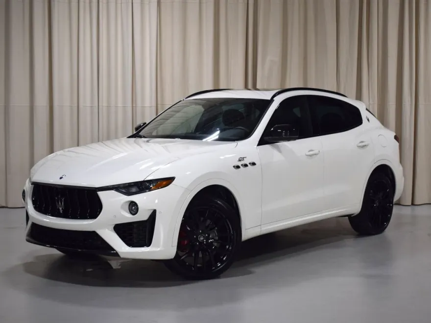 2022 Maserati Levante GT photo 1