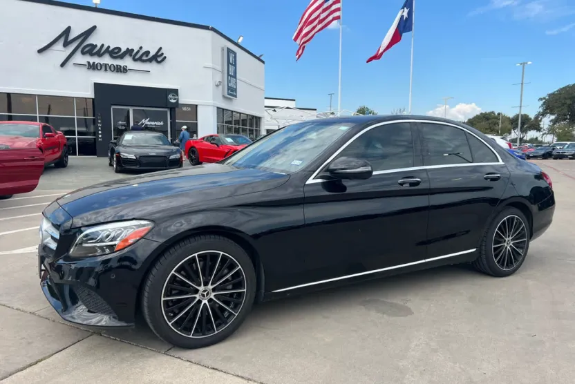 2020 Mercedes Benz C 300 photo 1