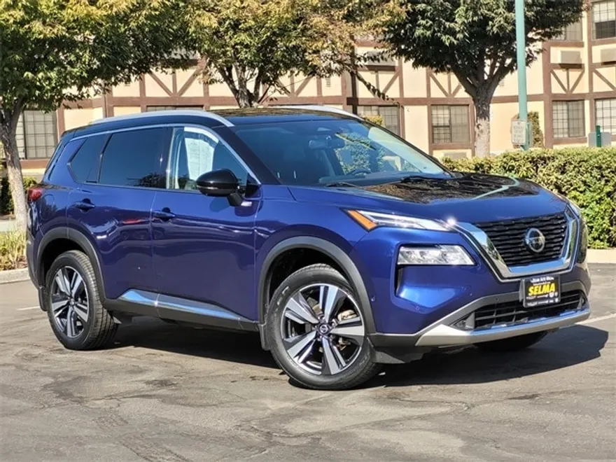 2021 Nissan Rogue Platinum photo 1