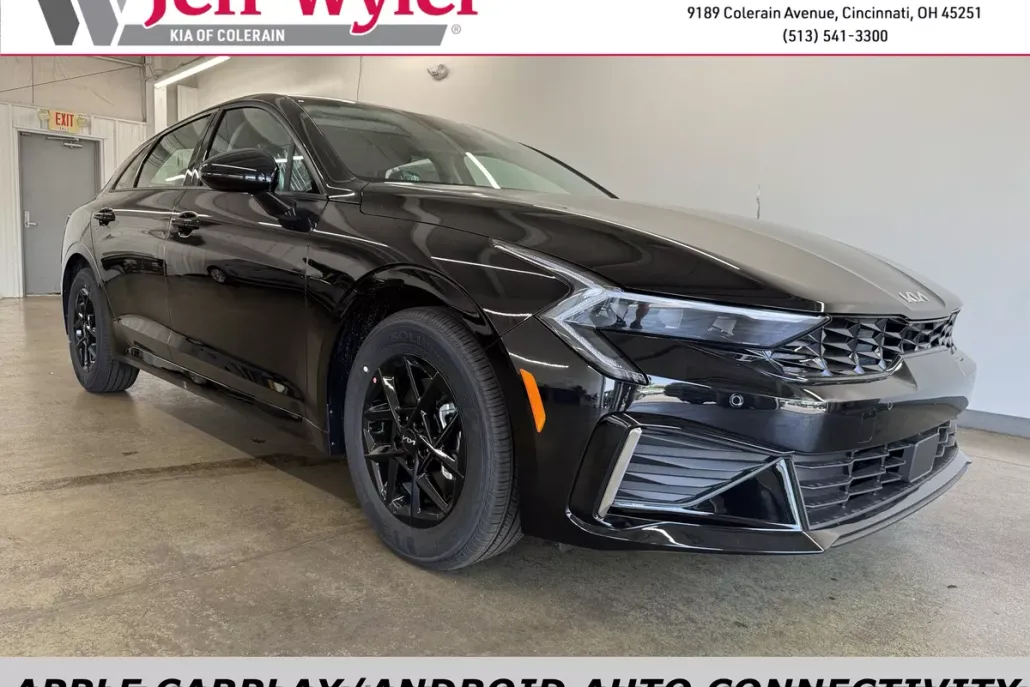 2026 Kia K5 LXS photo 1
