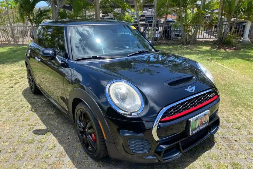 2016 Mini Cooper 2 Door Hardtop photo 1