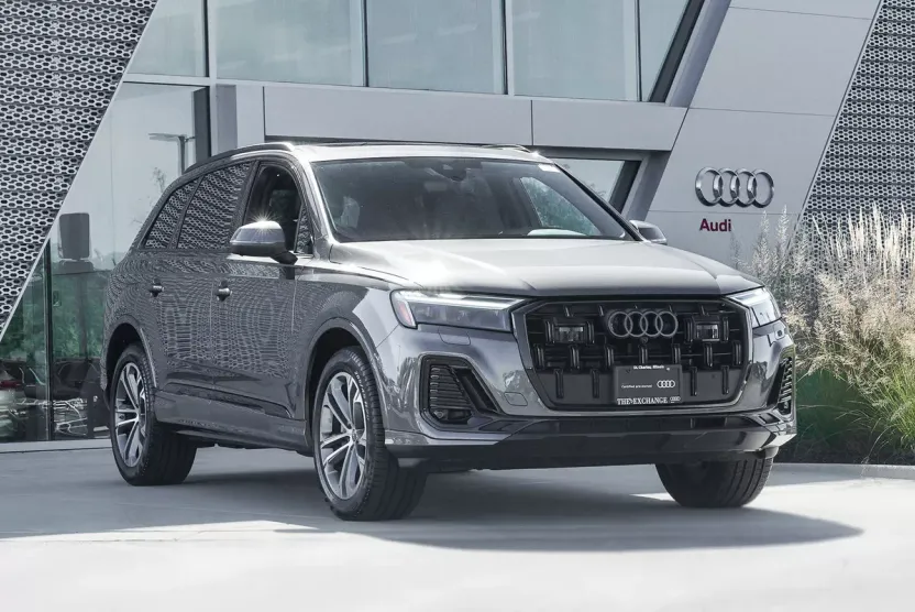 2025 Audi Q7 Premium Plus photo 1