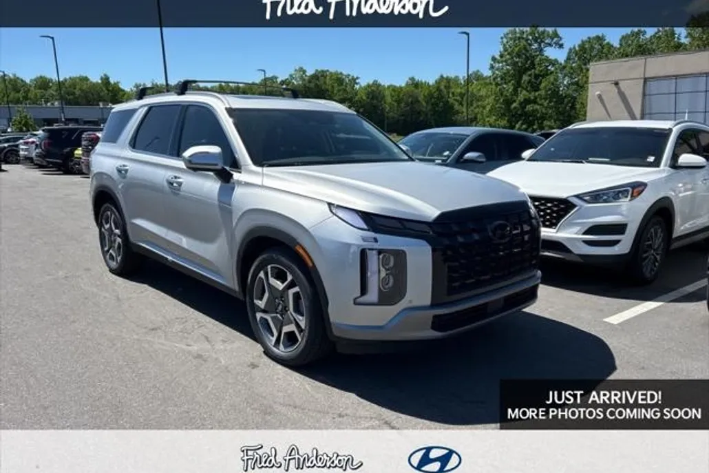 2024 Hyundai Palisade SEL photo 1