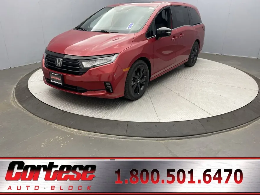 2023 Honda Odyssey Sport photo 1