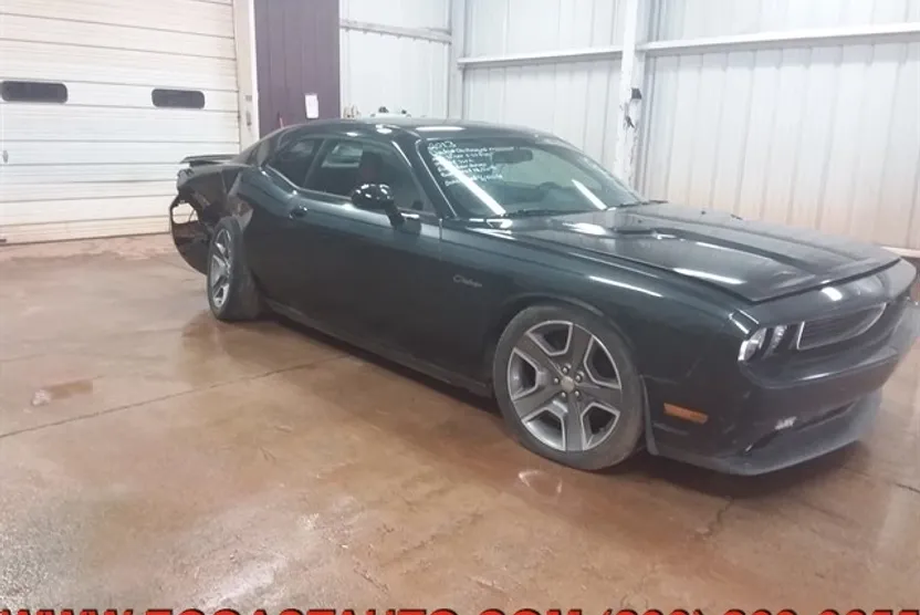 2013 Dodge Challenger R/T Classic photo 1