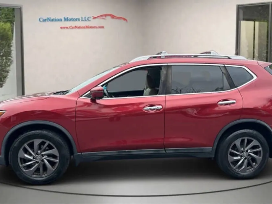 2016 Nissan Rogue SL photo 1