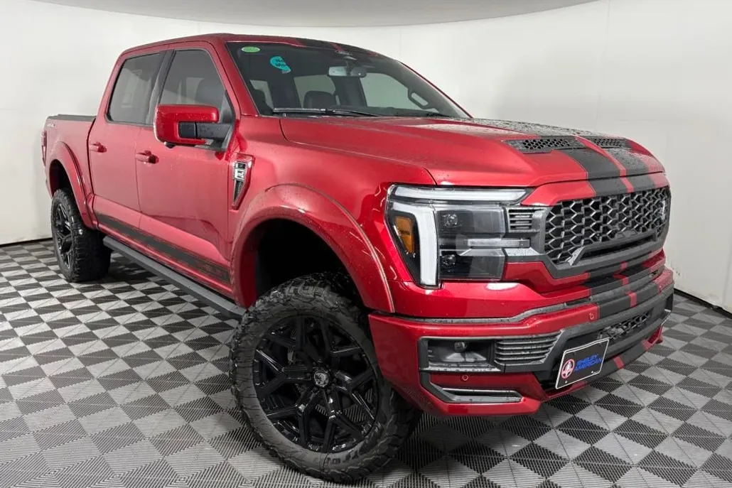 2025 Ford F-150 Lariat photo 1