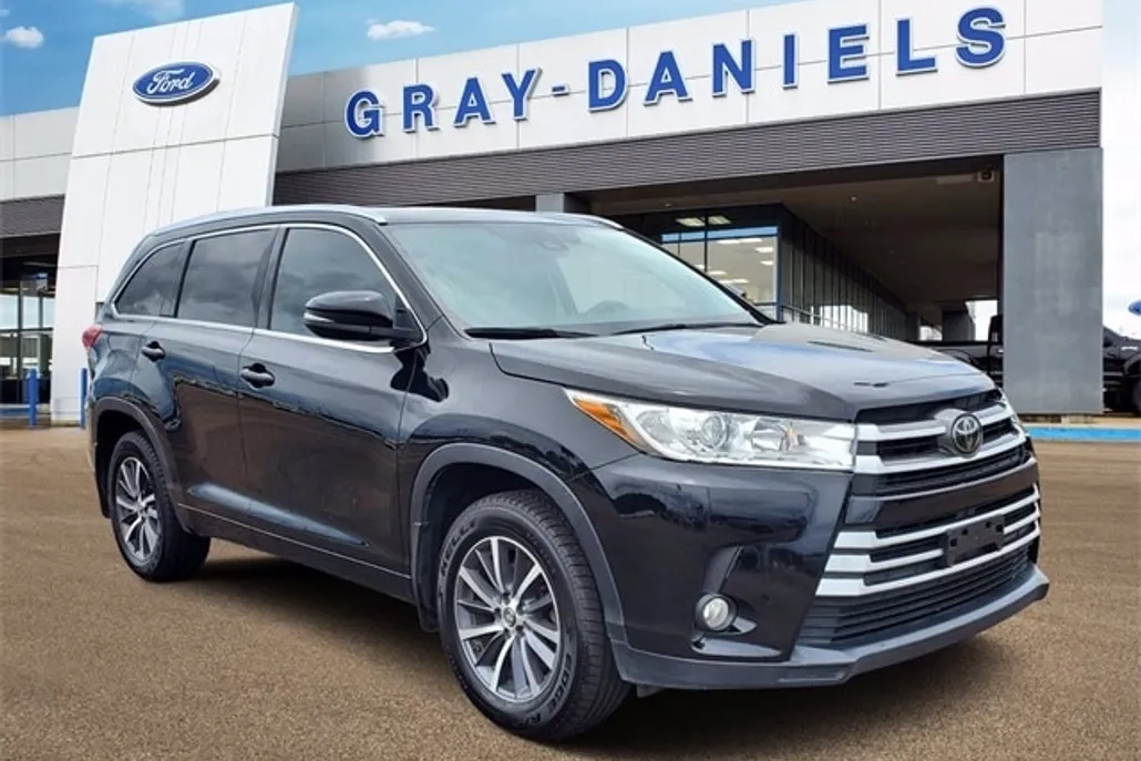 2018 Toyota Highlander XLE photo 1