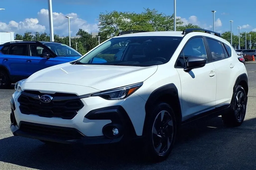 2024 Subaru Crosstrek Limited photo 1